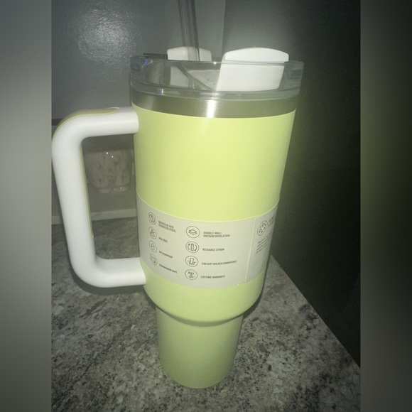 Brand New Limited Edition 40oz Stanley Tumbler - Citron Colorblock - Picture 2 of 4